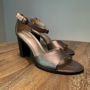 Unisa Pewter Heels Size 9B